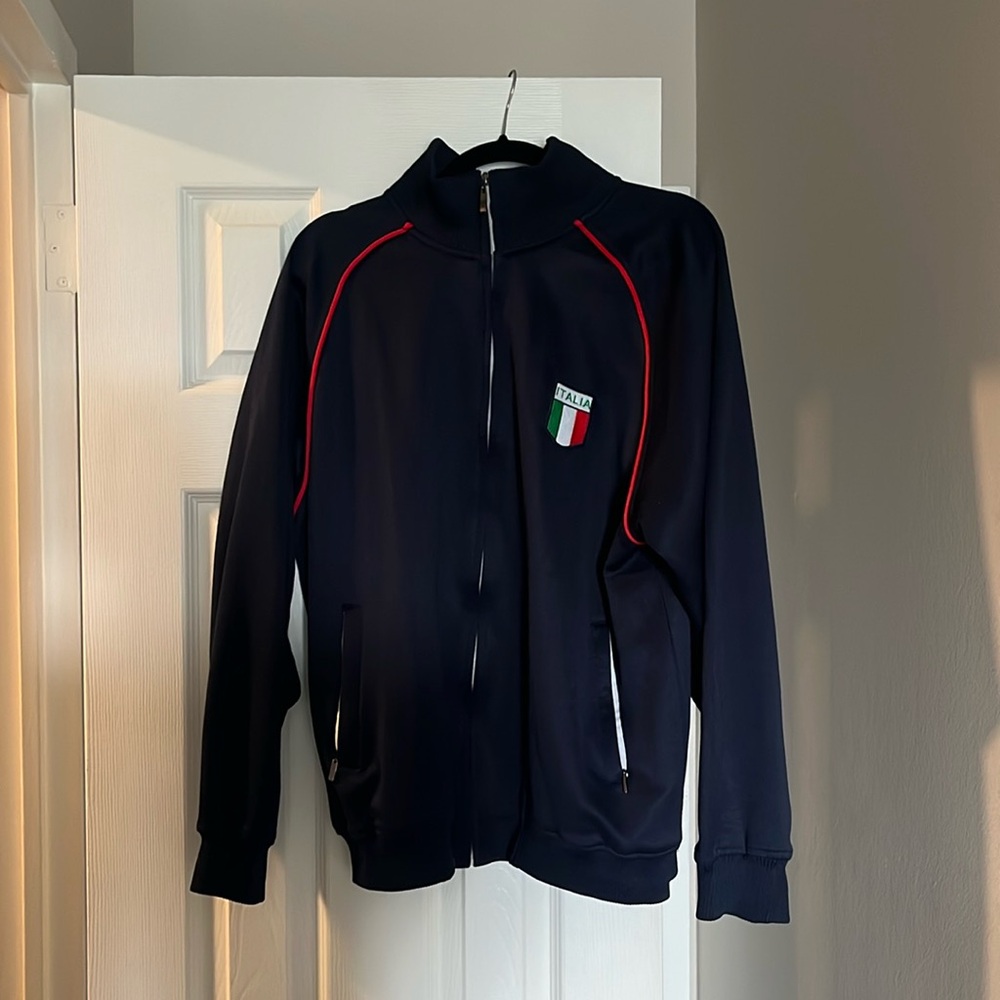 LARGE Italia zip up long sleeve